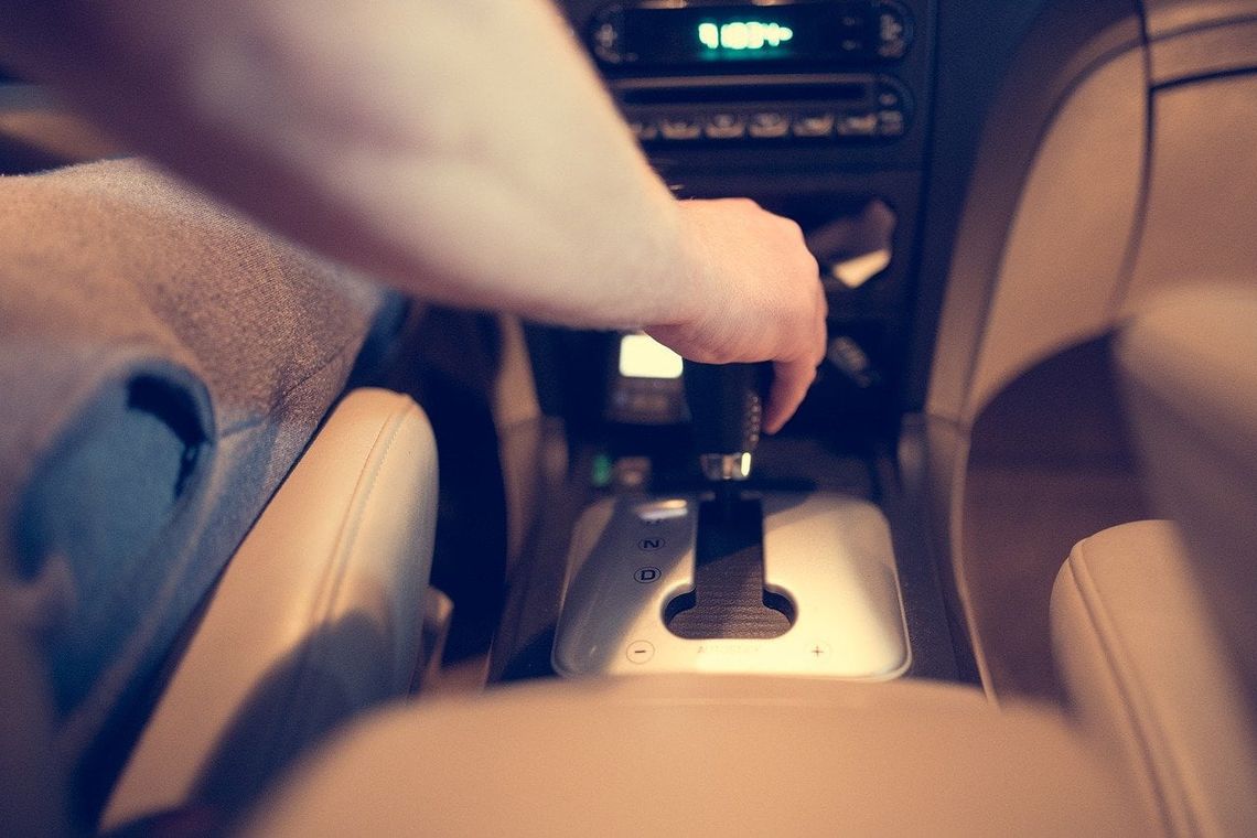 Pędził z prędkością prawie 150 km/h w terenie zabudowanym!