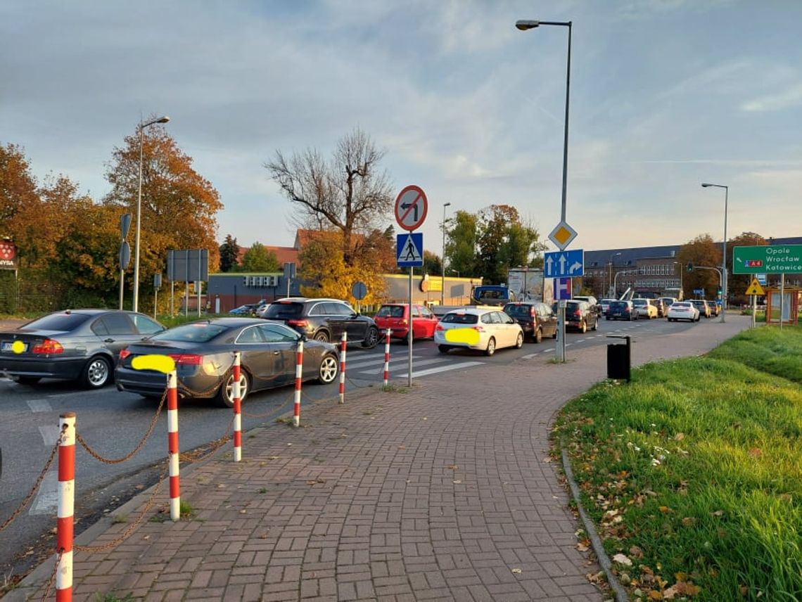 Poważne utrudnienia w ruchu drogowym