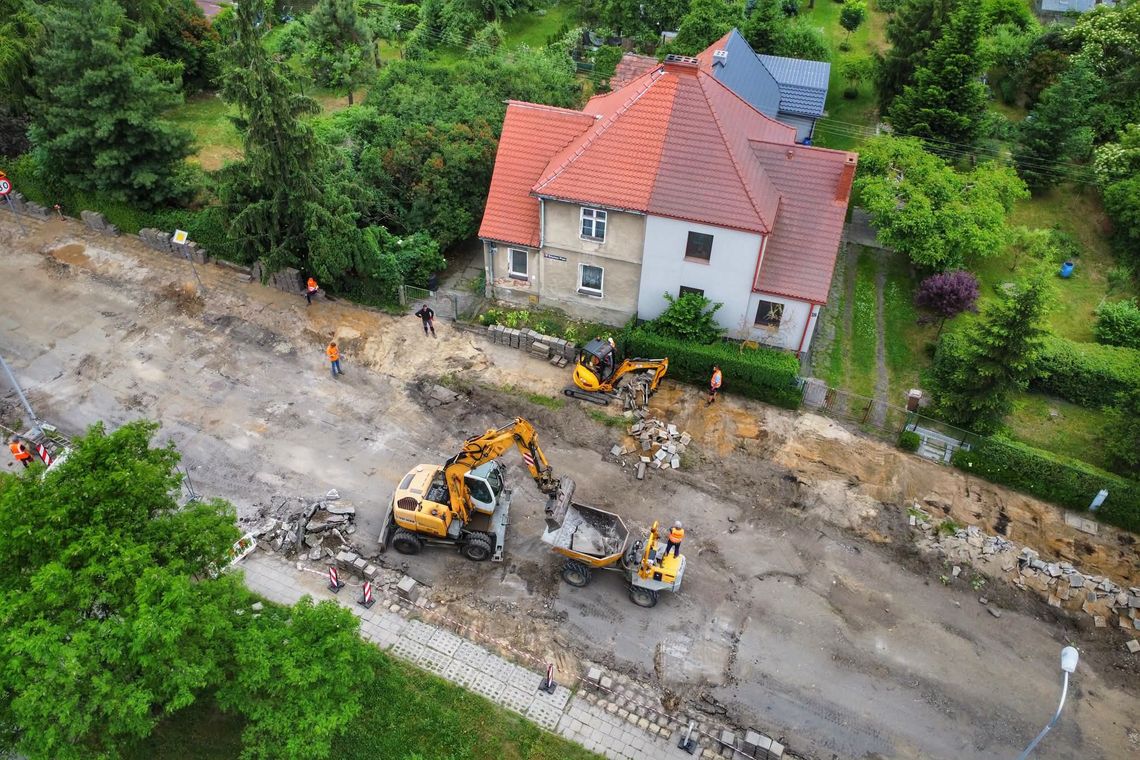 Powiat Nyski modernizuje ul. Prusa. Prace potrwają do końca 2026 roku Powiat Nyski modernizuje ul. Prusa. Prace potrwają do końca 2026 roku