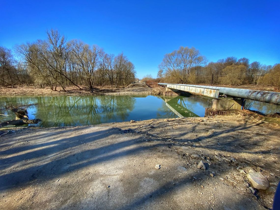 Powiat Nyski podpisał umowę na odbudowę mostu w Siestrzechowicach. Inwestycja warta blisko 16 mln zł
