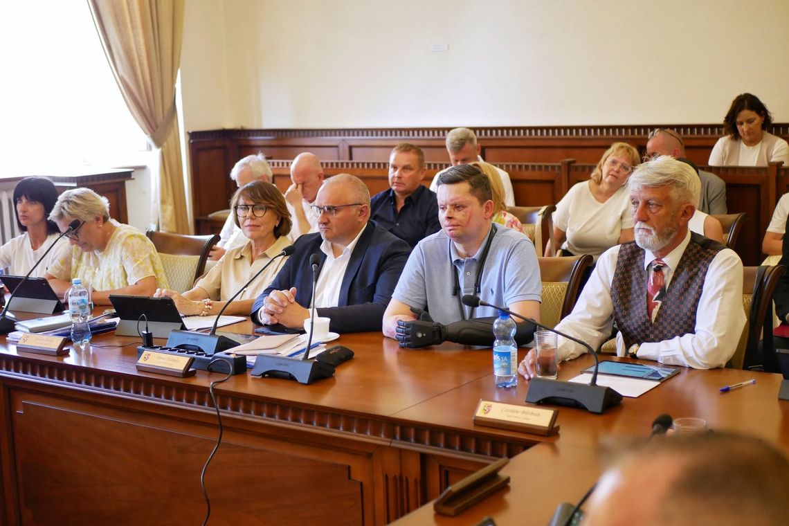 Radni przyjęli uchwałę intencyjną w sprawie konsolidacji szpitali w Nysie i w Głuchołazach.