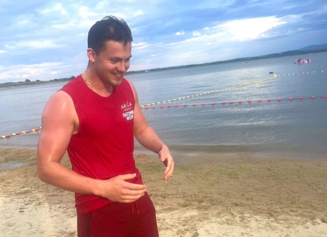 Ratownik uratował dziecko nad Jeziorem Nyskim Ratownik uratował dziecko nad Jeziorem Nyskim