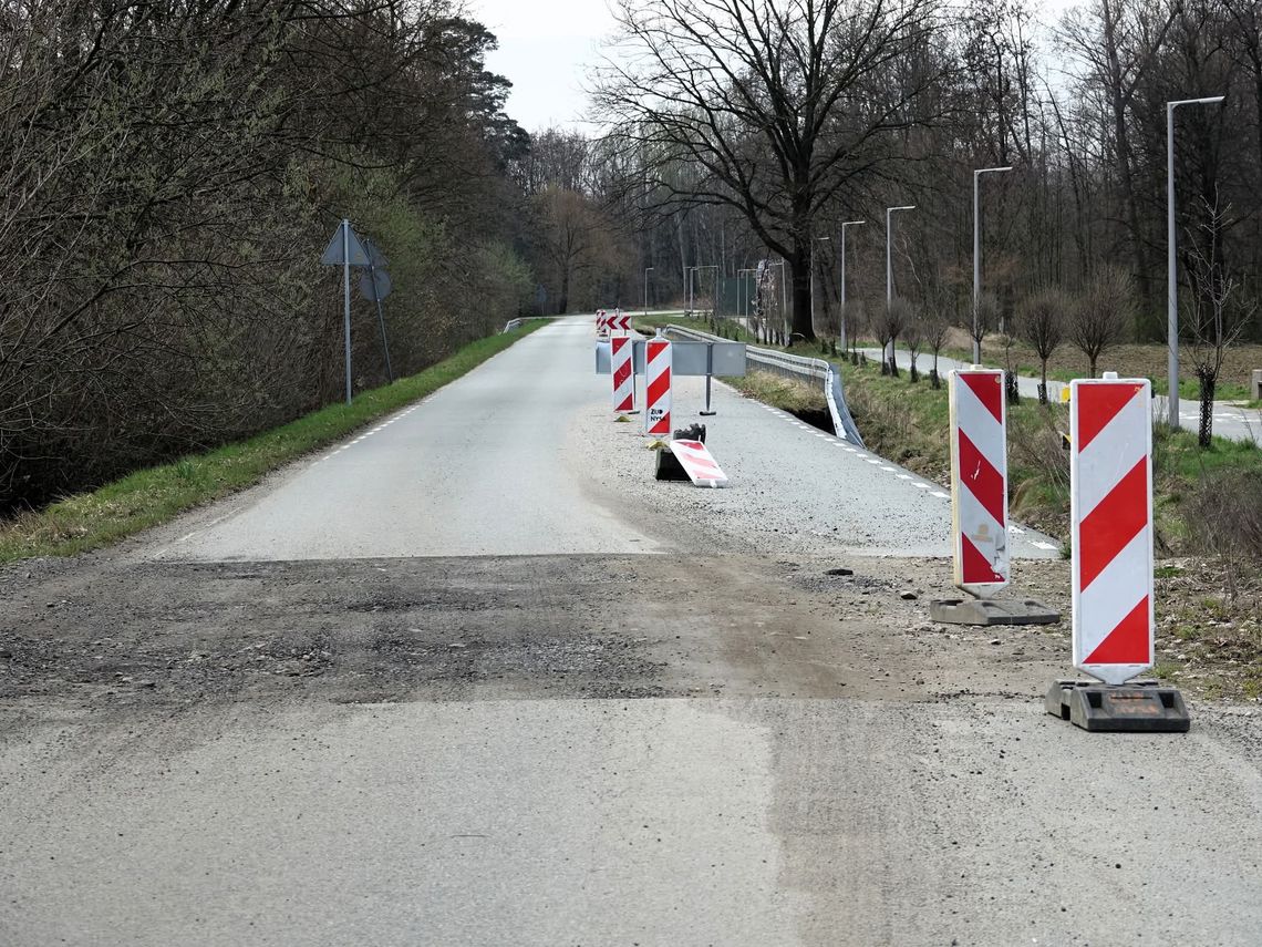 Rusza odbudowa drogi Biała Nyska – Siestrzechowice. Umowa podpisana