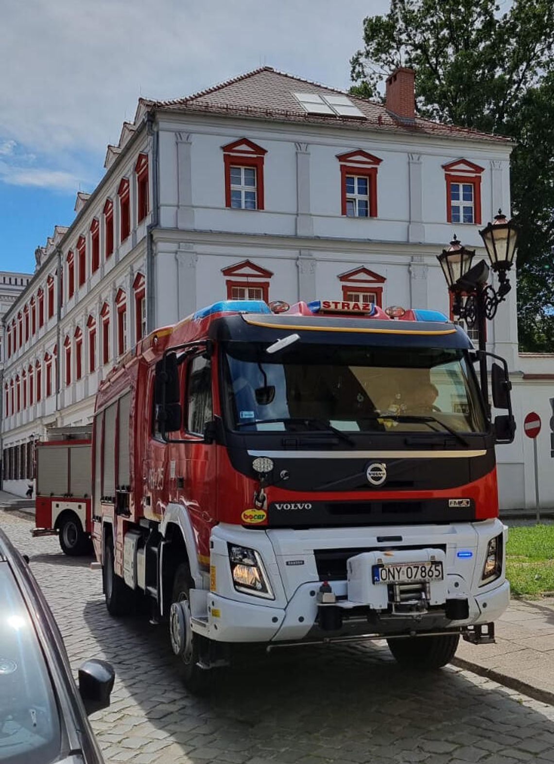 Strażacy wezwani do podtrucia czadem