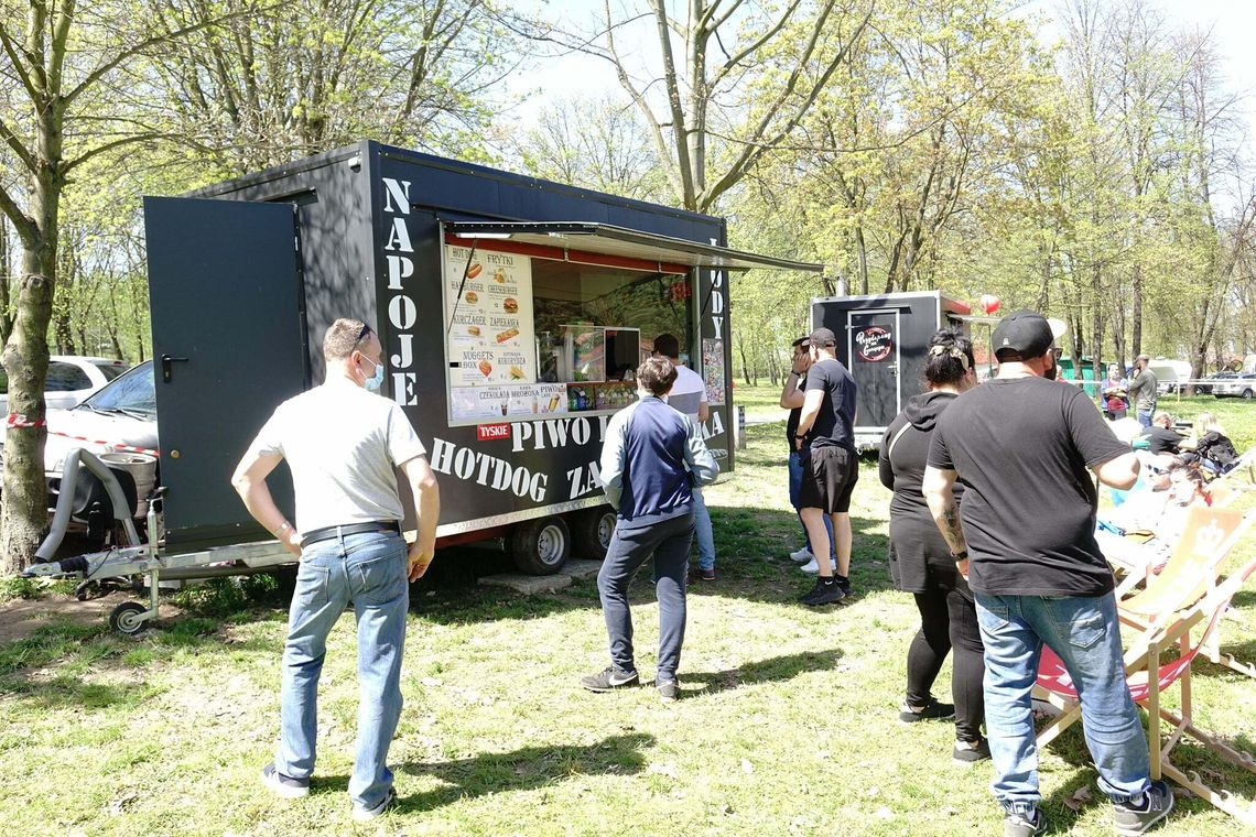 Strefa gastronomiczna nad jeziorem już działa!