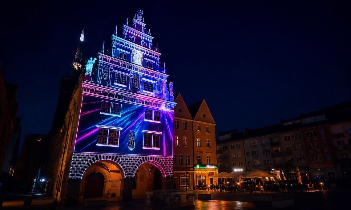 Światowy Dzień Architektury - ma pierwszym planie video mapping Światowy Dzień Architektury - ma pierwszym planie video mapping