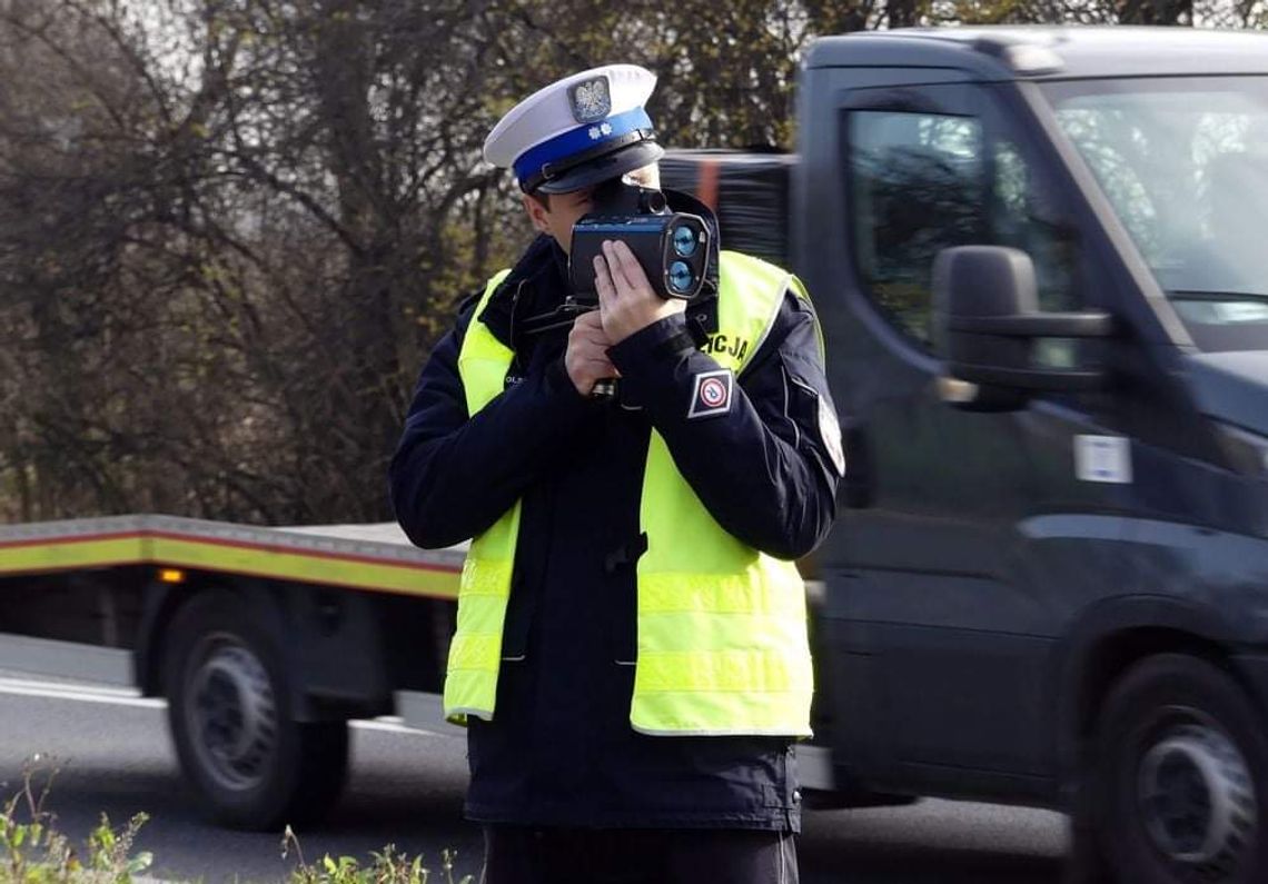 Sypią się mandaty. Trzech piratów drogowych zatrzymanych