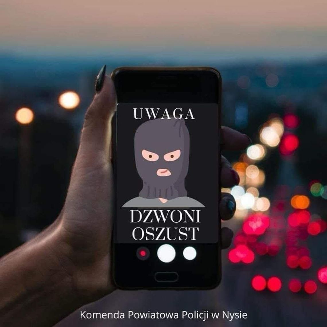 Uwaga na nowe metody oszustów – podszywają się pod pocztę i policję!