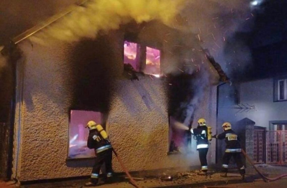 W pożarze stracili dorobek życia. Pomóżmy rodzinie z Łambinowic