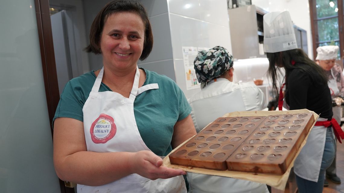 Warsztaty czekoladowe dla pszczelarzy – miodowa przygoda z czekoladą! Warsztaty czekoladowe dla pszczelarzy – miodowa przygoda z czekoladą!