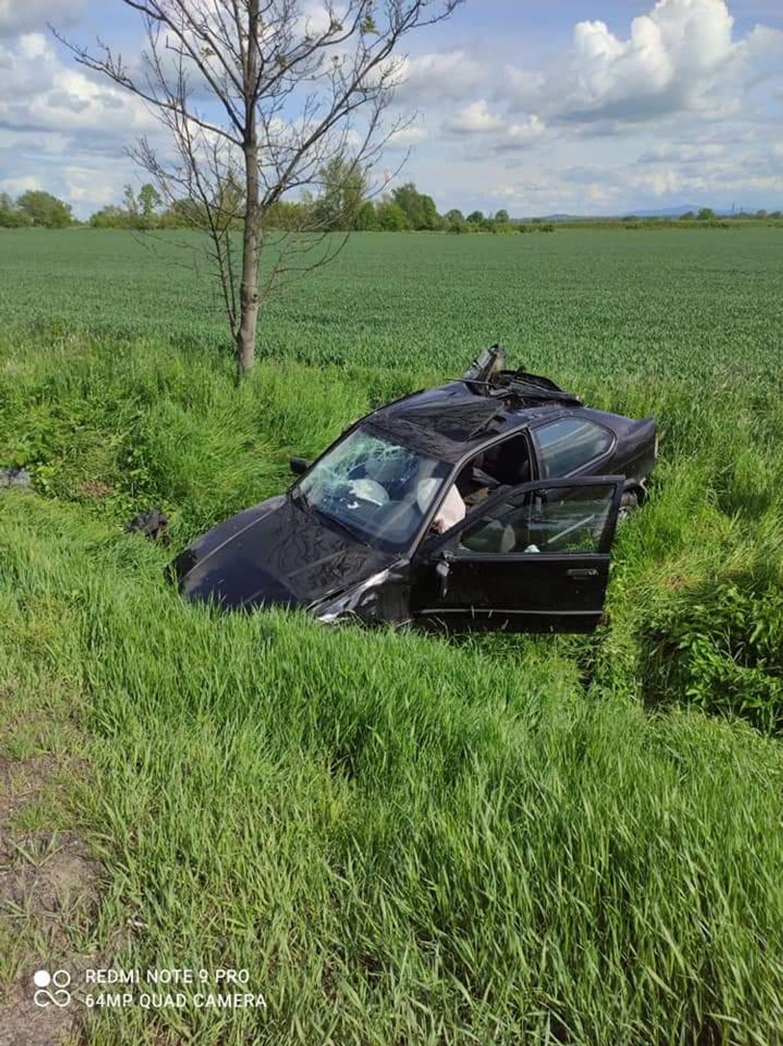 WYPADEK - ZDERZYŁY SIĘ CIĘŻARÓWKA I 2 AUTA OSOBOWE