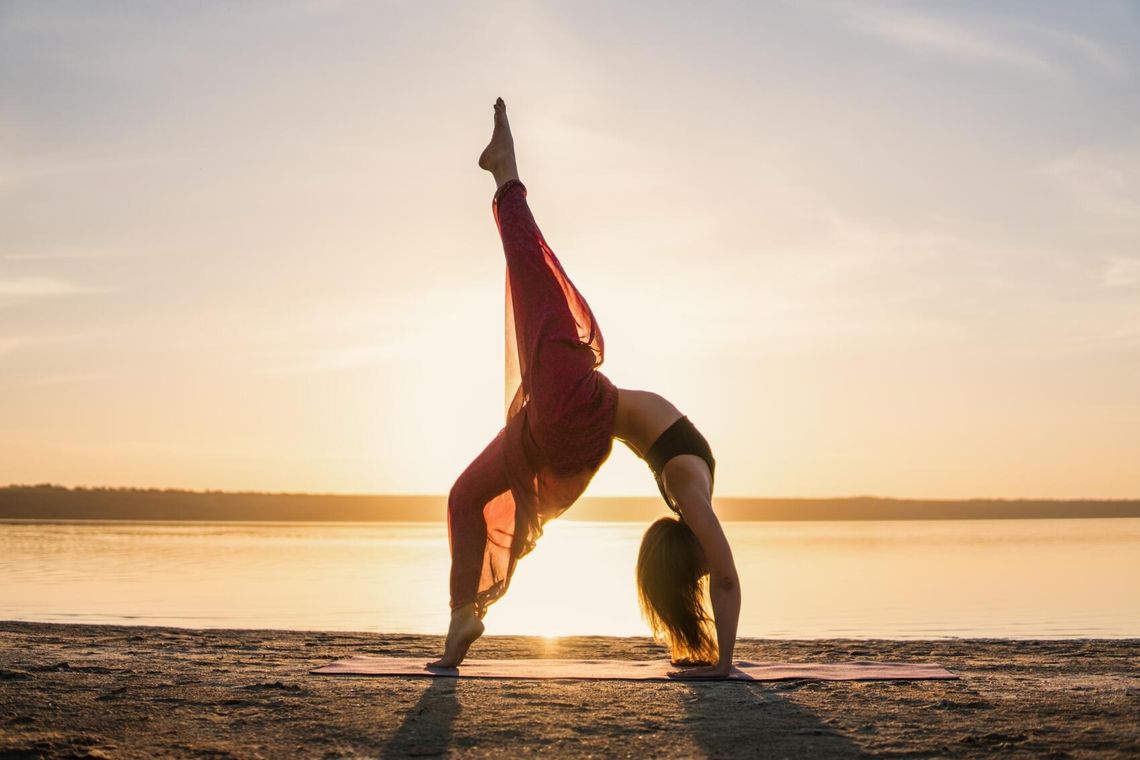 Yoga day w malownczej scenerii nad nyskim akwenem