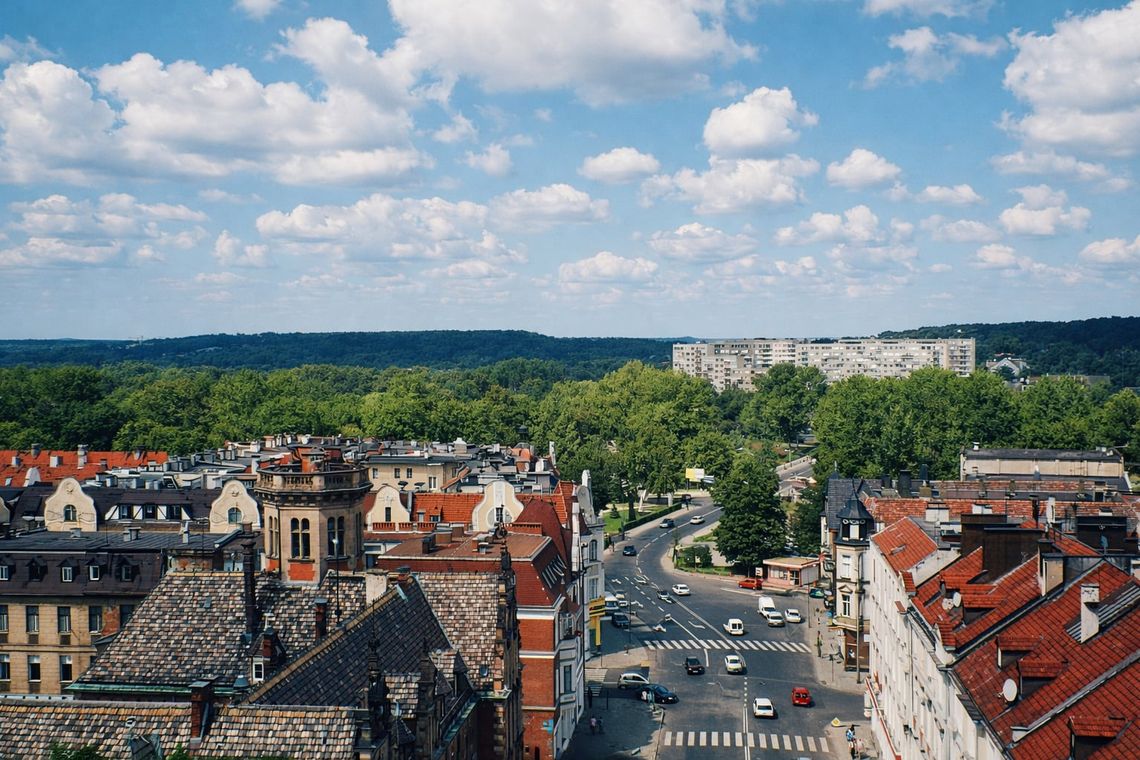 Z tego miejsca zrobiono te zdjęcia. Dziś wejście jest zamknięte. To się zmieni jesienią