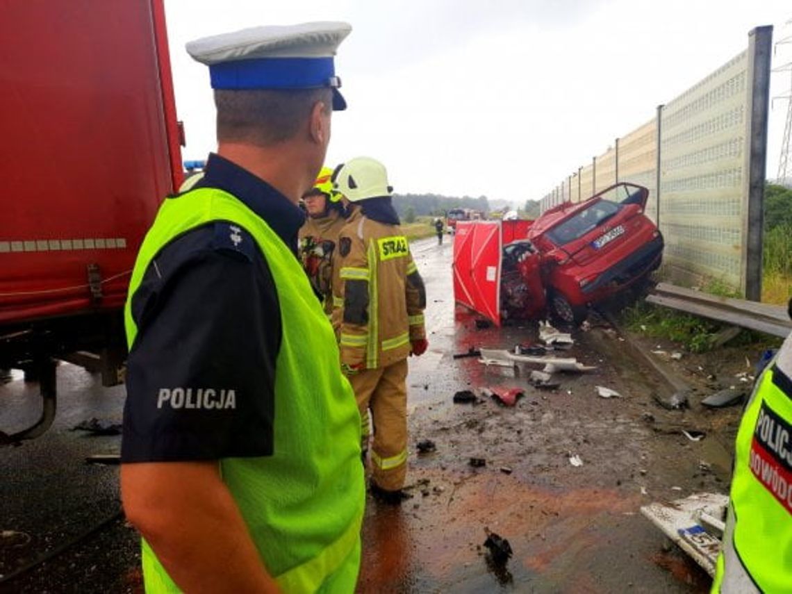 Zginęła 25-latka. Policja szuka świadków tragicznego wypadku