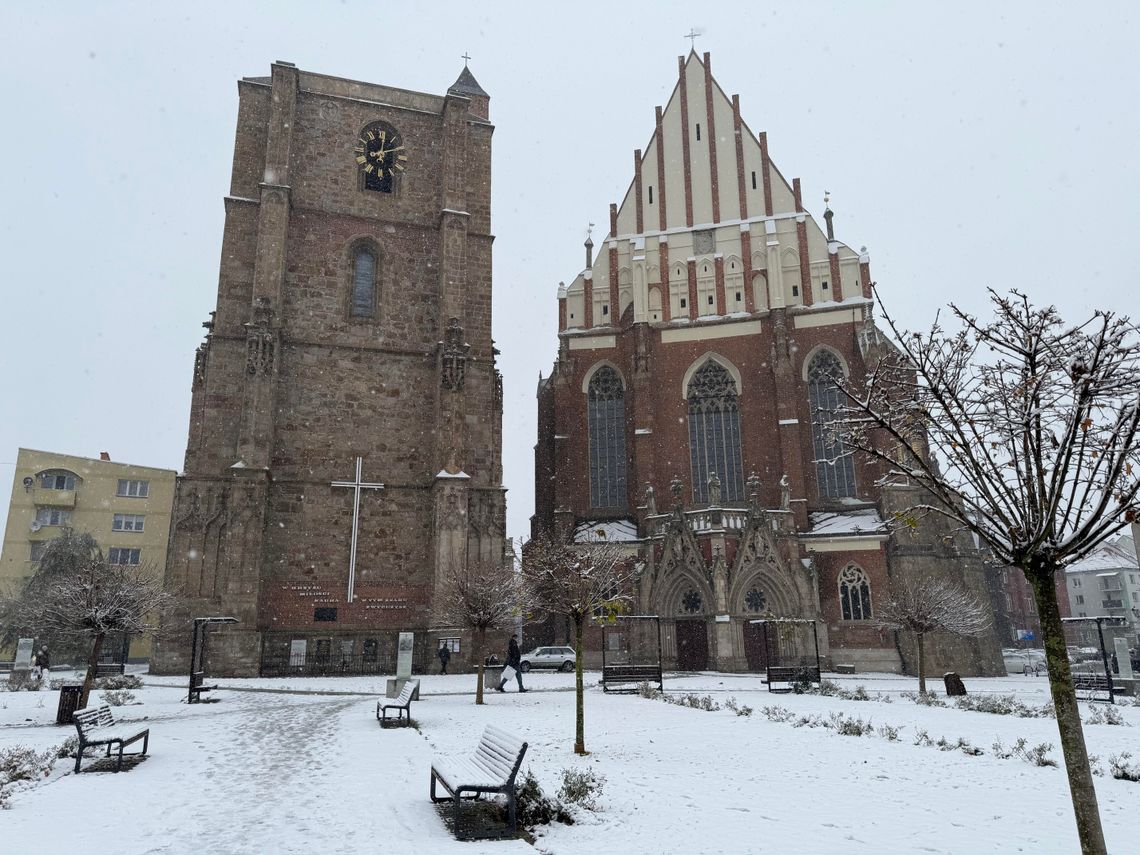 Zima zawitała do Nysy. Jak miasto radzi sobie ze śniegiem? Zima zawitała do Nysy. Jak miasto radzi sobie ze śniegiem?